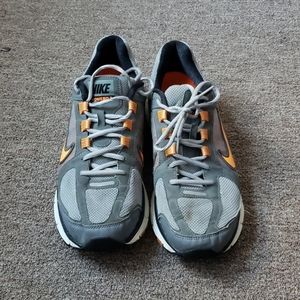 Nike Men's Zoom Vomero+ 7 Running shoes / Ath